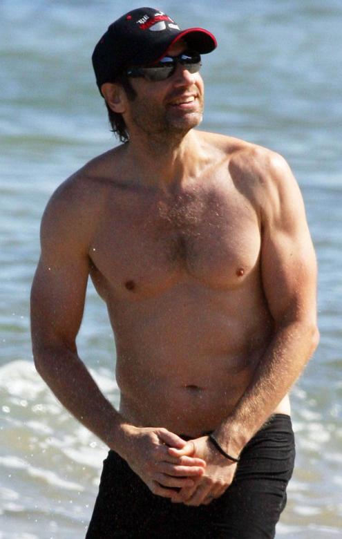 david_duchovny_malibu_21_06_2009_e_small.jpg