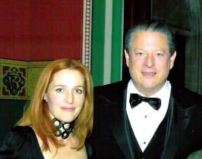 gillian_anderson_al_gore_kveten_2008.jpg