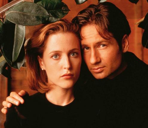 gillian_anderson_david_duchovny_entertainment_weekly_1998_b_small.jpg