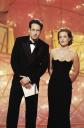 gillian_anderson_david_duchovny_the_55th_annual_golden_globe_awards_18_01_1998_g.jpg