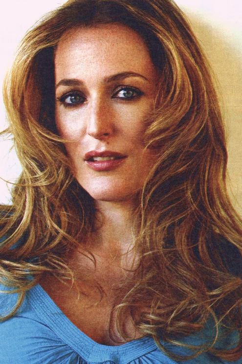 gillian_anderson_seven_kveten_2009_a_small.jpg