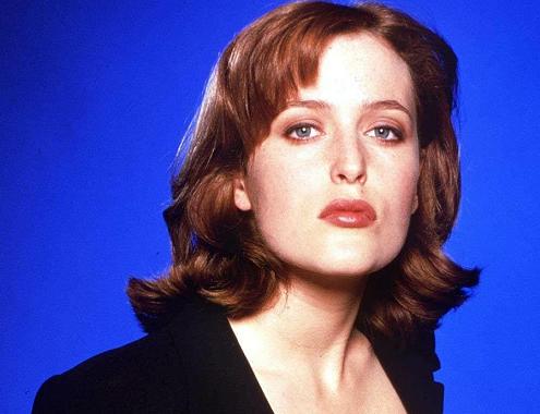 gillian_anderson_unknown_photoshoots_c_small.jpg