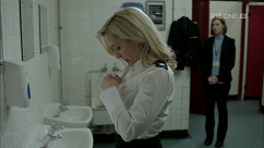 kultx-gillian-anderson-the-fall-201–023-small.png