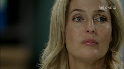 kultx-gillian-anderson-the-fall-201–032-small.png