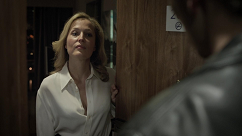 kultx-gillian-anderson-the-fall-2013–002-small.png